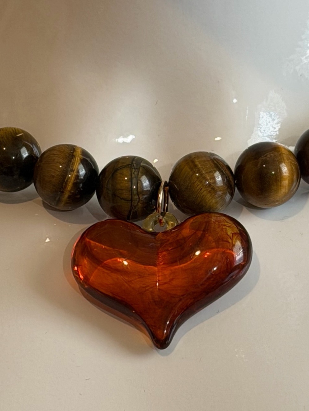 Anthropologie Mod Tiger Eye Beaded Heart Pendant Choker NWT - Picture 2 of 7